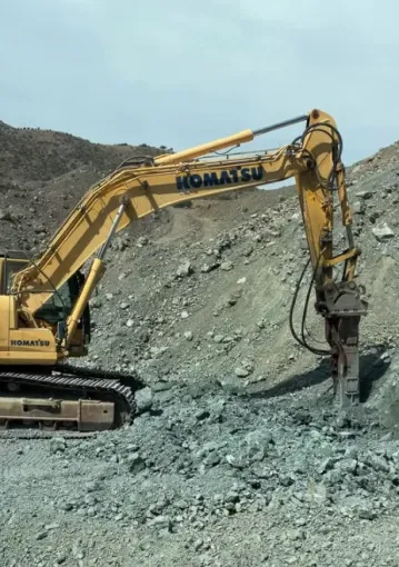 Travaux de terrassement et extraction à Pietralba, Borgo, Socotra BTP
